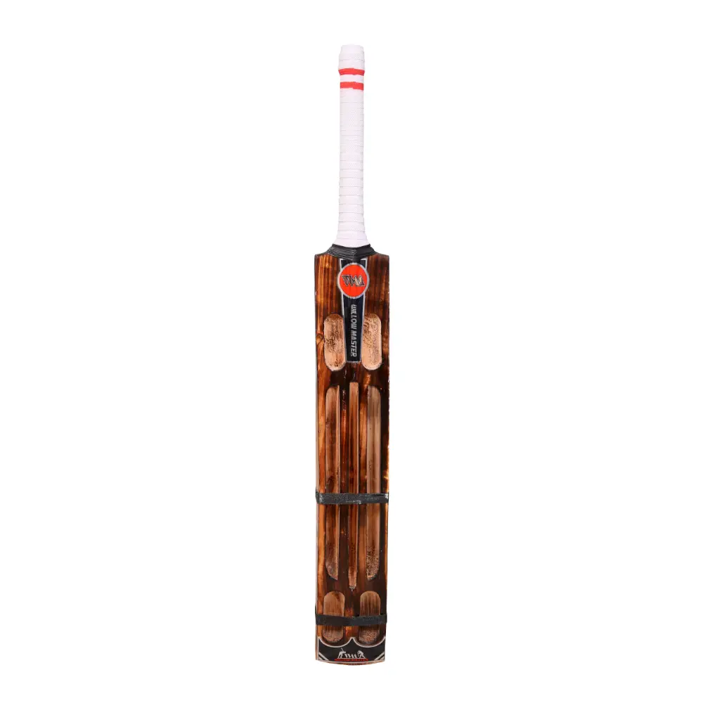 Willow Master Ak47 Triple Blade 4 Capsule Cricket Bat - Image 2